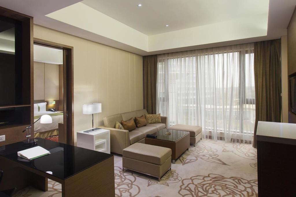 Holiday Inn Nanyang By Ihg Buitenkant foto